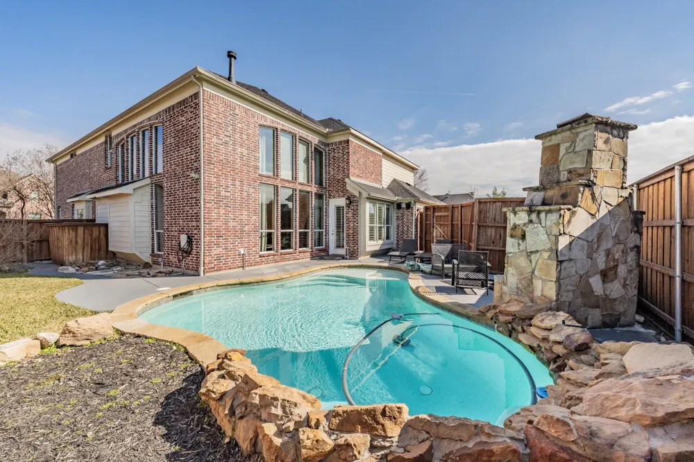 3909 Aquatic Drive Carrollton, TX 75007