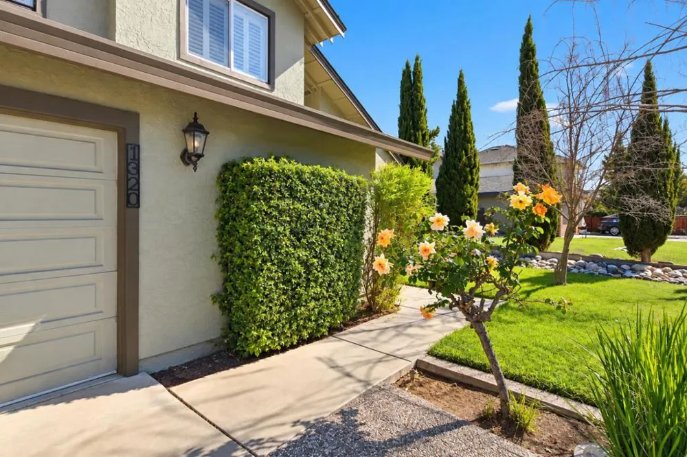 1320 Terrace Drive Hollister, CA 95023