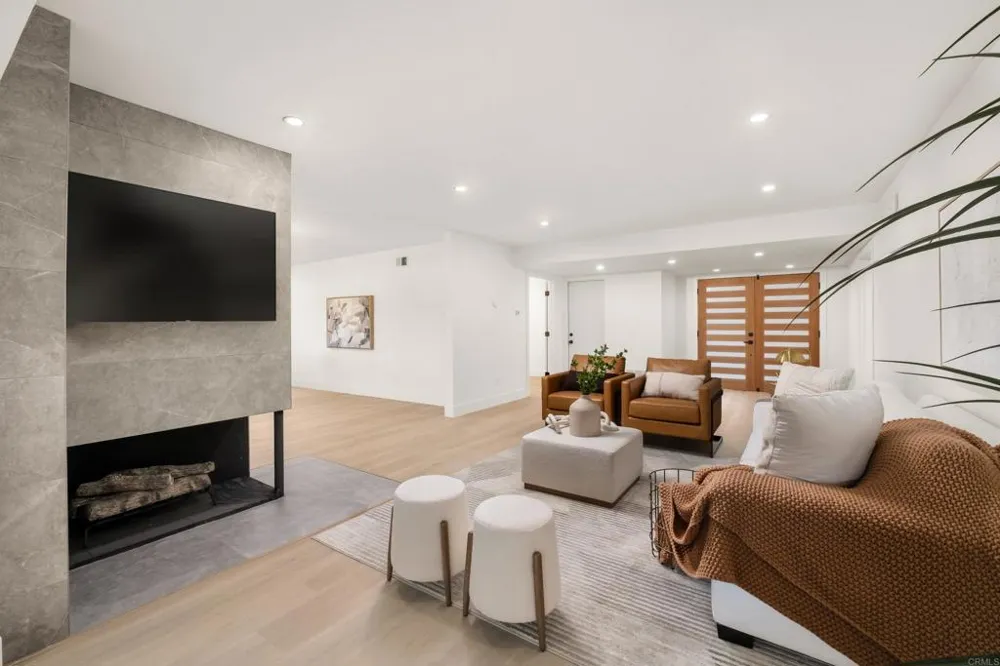 12226 Casero Court San Diego, CA 92128