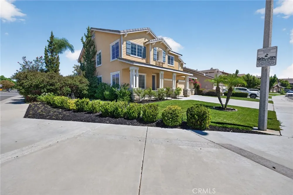 31254 Kestrel Winchester, CA 92596