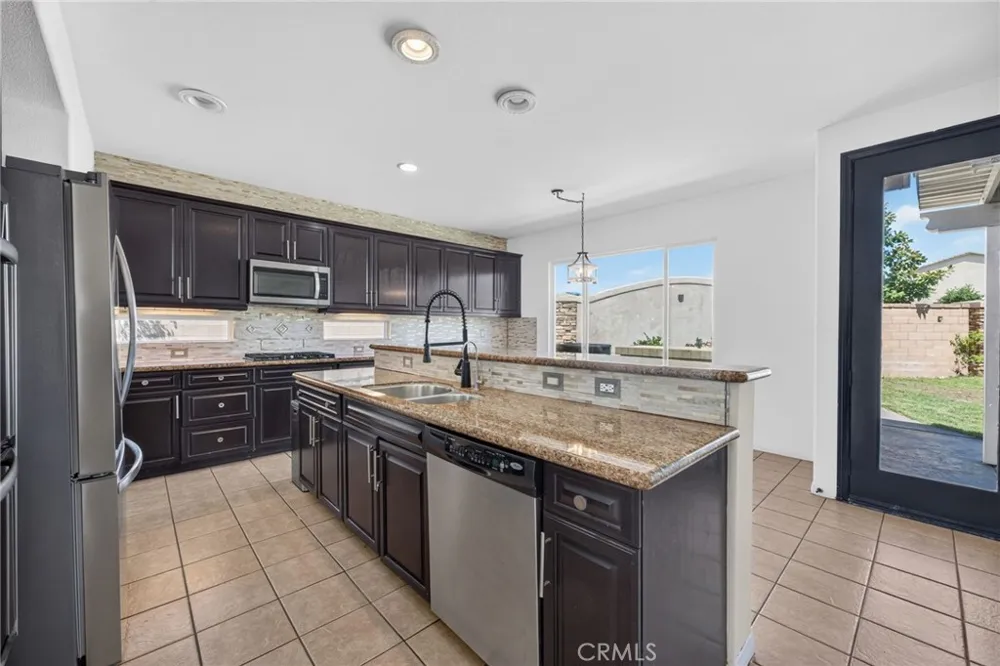 31254 Kestrel Winchester, CA 92596
