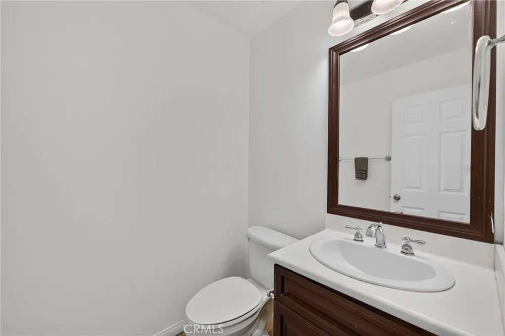 31254 Kestrel Winchester, CA 92596