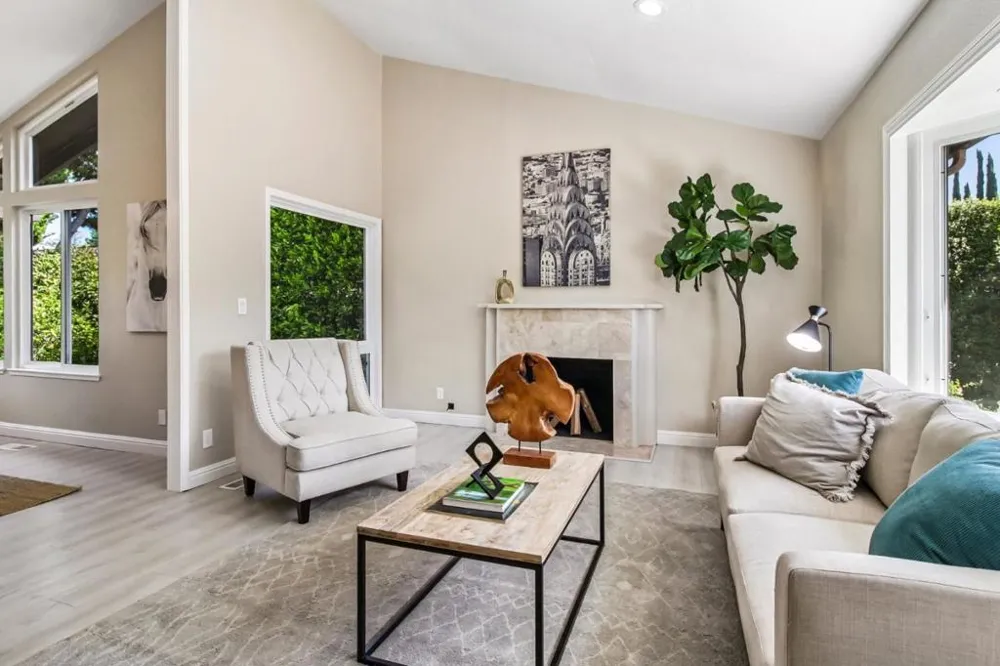 19743 Yuba Court Saratoga, CA 95070