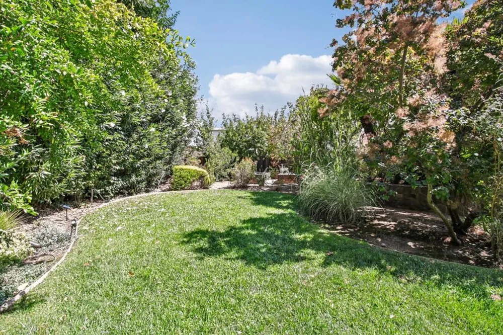 19743 Yuba Court Saratoga, CA 95070