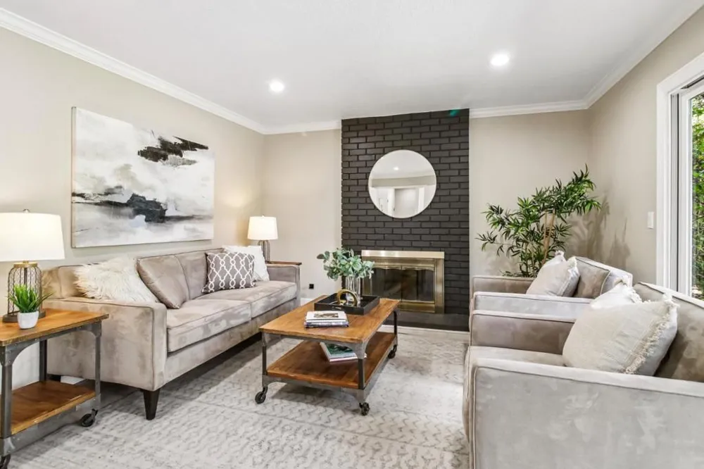 19743 Yuba Court Saratoga, CA 95070