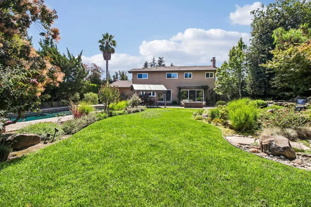 19743 Yuba Court Saratoga, CA 95070