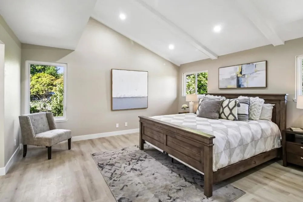 19743 Yuba Court Saratoga, CA 95070