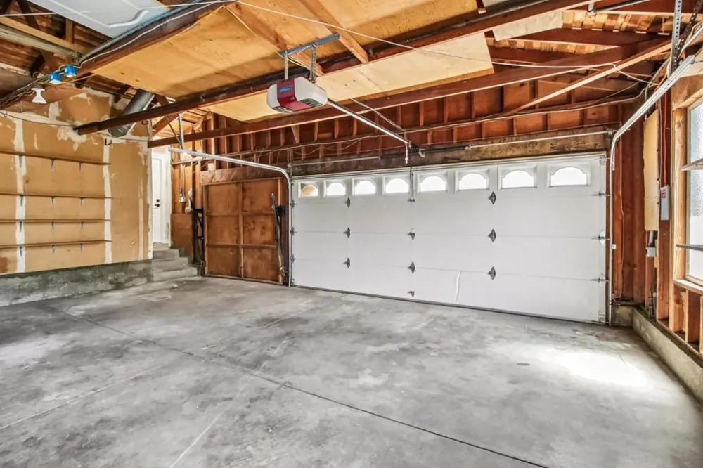 19743 Yuba Court Saratoga, CA 95070