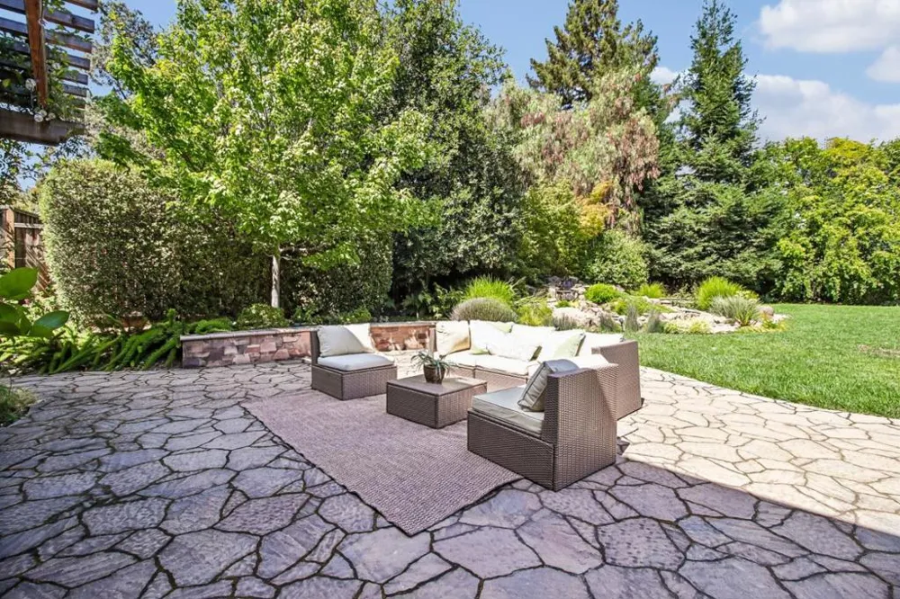 19743 Yuba Court Saratoga, CA 95070