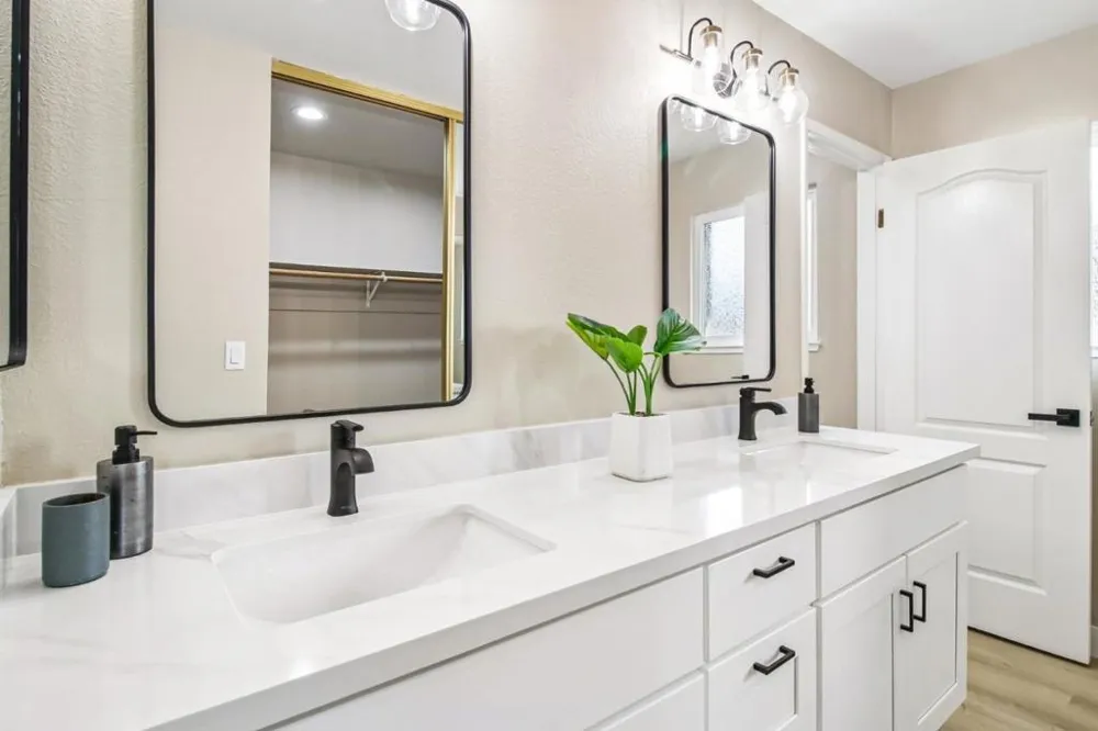 19743 Yuba Court Saratoga, CA 95070