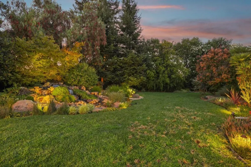 19743 Yuba Court Saratoga, CA 95070