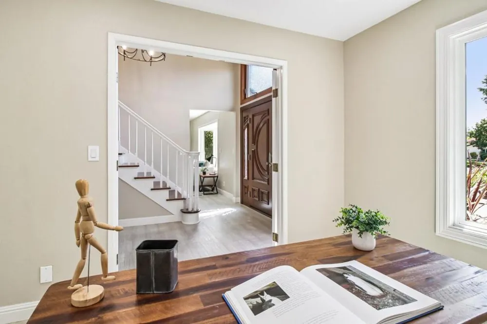 19743 Yuba Court Saratoga, CA 95070