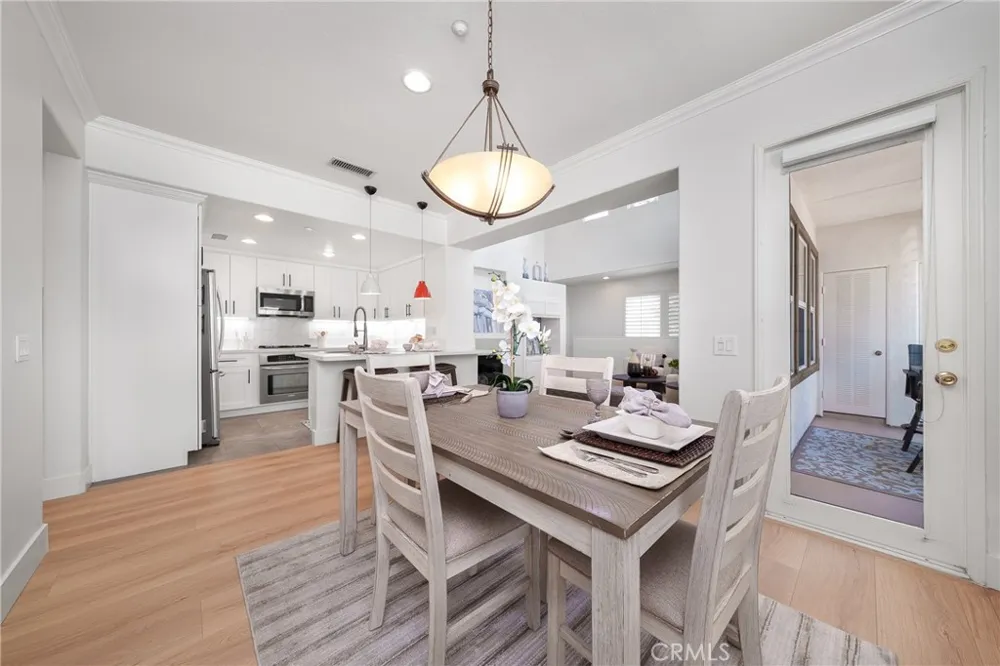 191 Lockford Irvine, CA 92602
