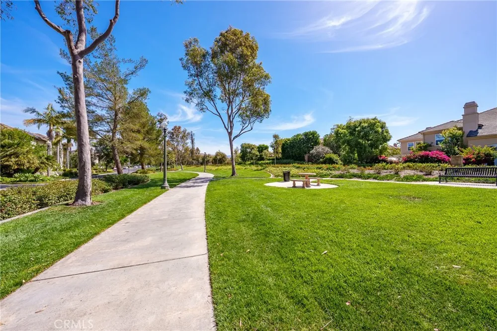 191 Lockford Irvine, CA 92602