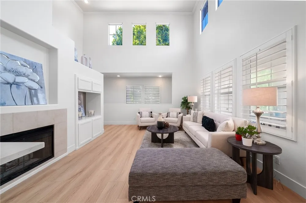 191 Lockford Irvine, CA 92602