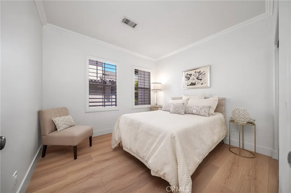 191 Lockford Irvine, CA 92602