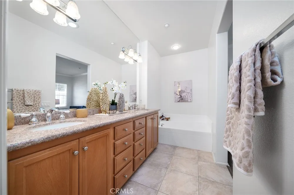 191 Lockford Irvine, CA 92602