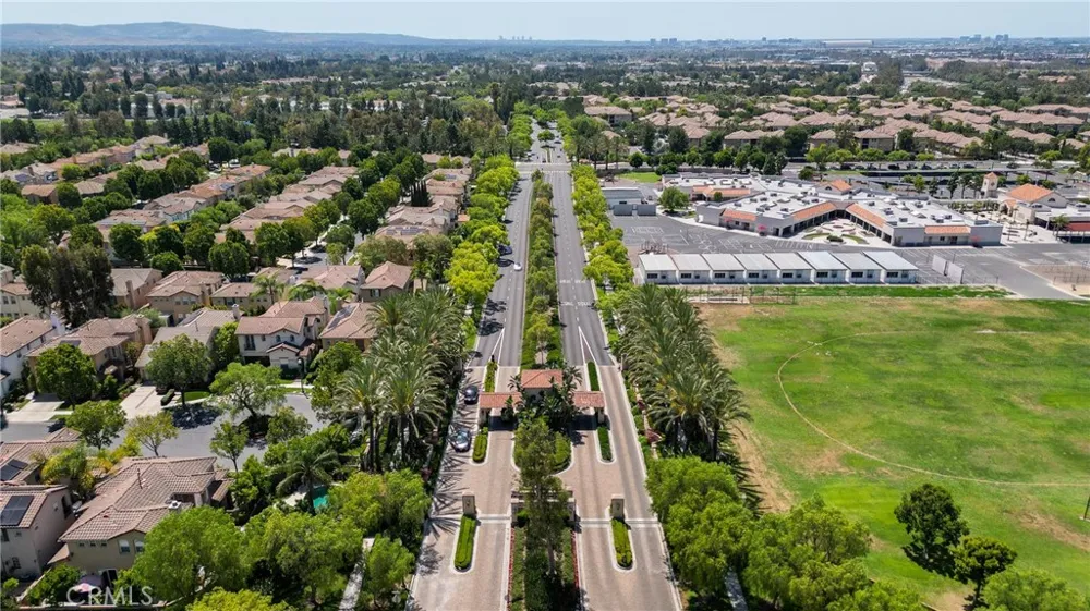 191 Lockford Irvine, CA 92602