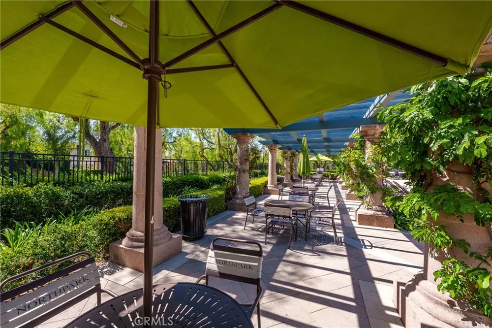 191 Lockford Irvine, CA 92602