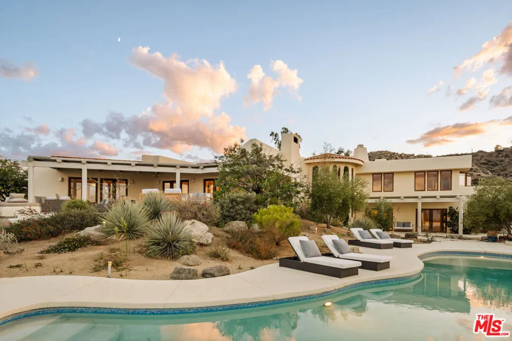 57425 Palm Seco Circle Palm Desert, CA 92561