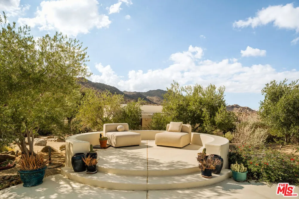 57425 Palm Seco Circle Palm Desert, CA 92561