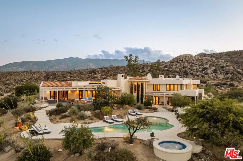 57425 Palm Seco Circle Palm Desert, CA 92561