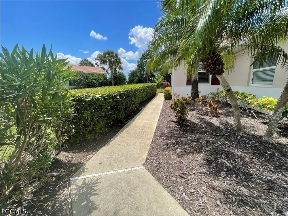 Camarelle Circle Fort Myers, FL 33913