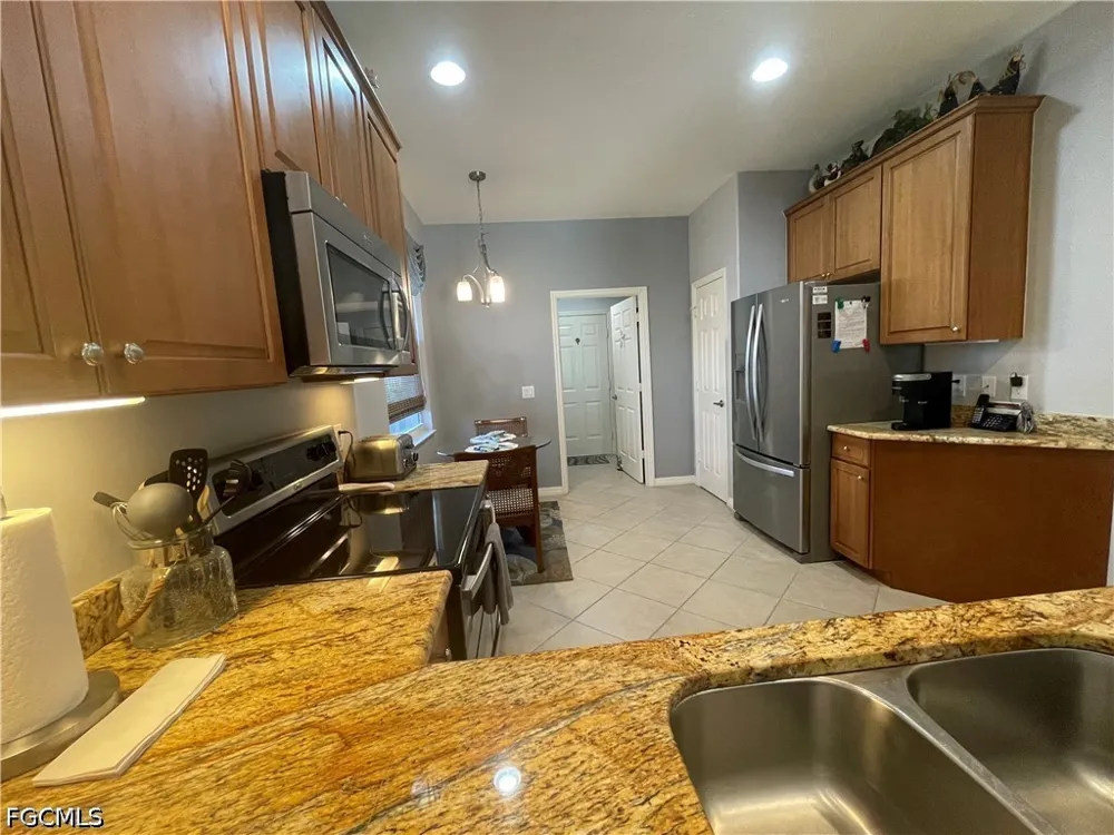 Camarelle Circle Fort Myers, FL 33913