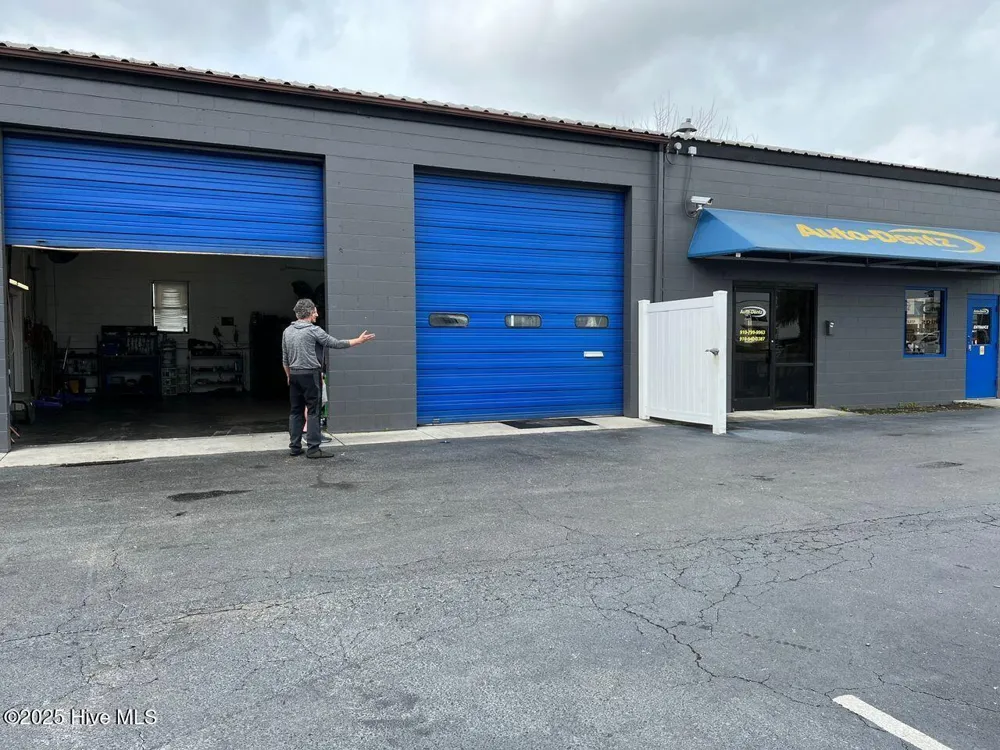 6412 Market Street Wilmington, NC 28405
