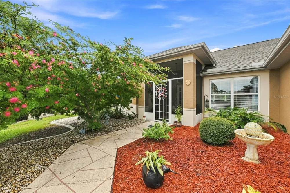 308 CALOOSA PALMS COURT Sun City Center, FL 33573