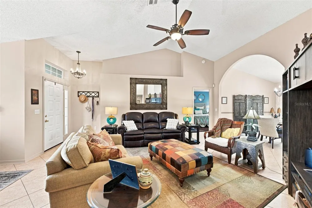 308 CALOOSA PALMS COURT Sun City Center, FL 33573