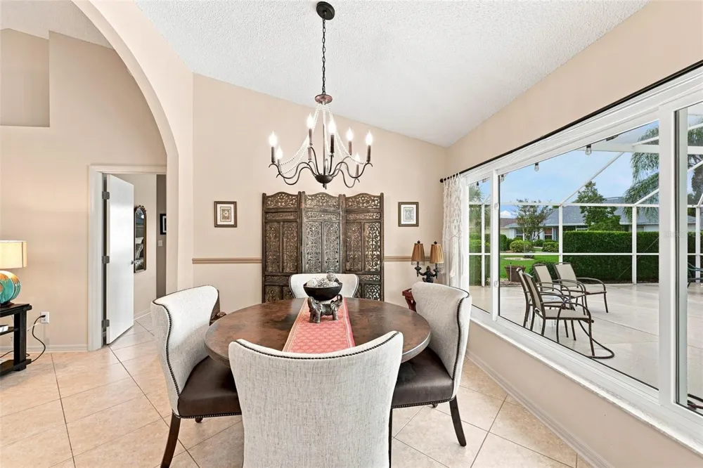 308 CALOOSA PALMS COURT Sun City Center, FL 33573