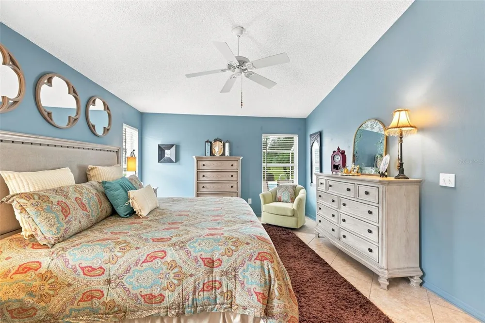 308 CALOOSA PALMS COURT Sun City Center, FL 33573