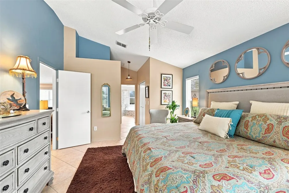 308 CALOOSA PALMS COURT Sun City Center, FL 33573