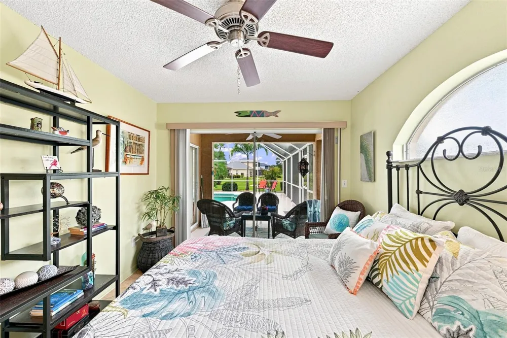 308 CALOOSA PALMS COURT Sun City Center, FL 33573