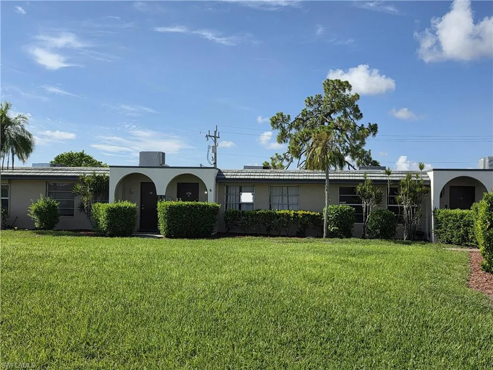 1107 S Loop Boulevard Lehigh Acres, FL 33936
