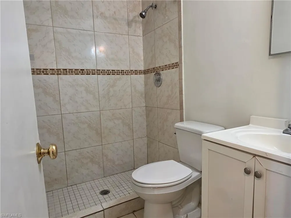 1107 S Loop Boulevard Lehigh Acres, FL 33936