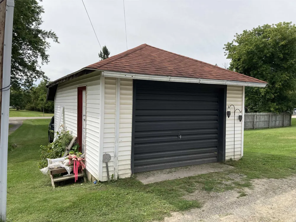 204 E Main Street Cumming Township, MI 48654
