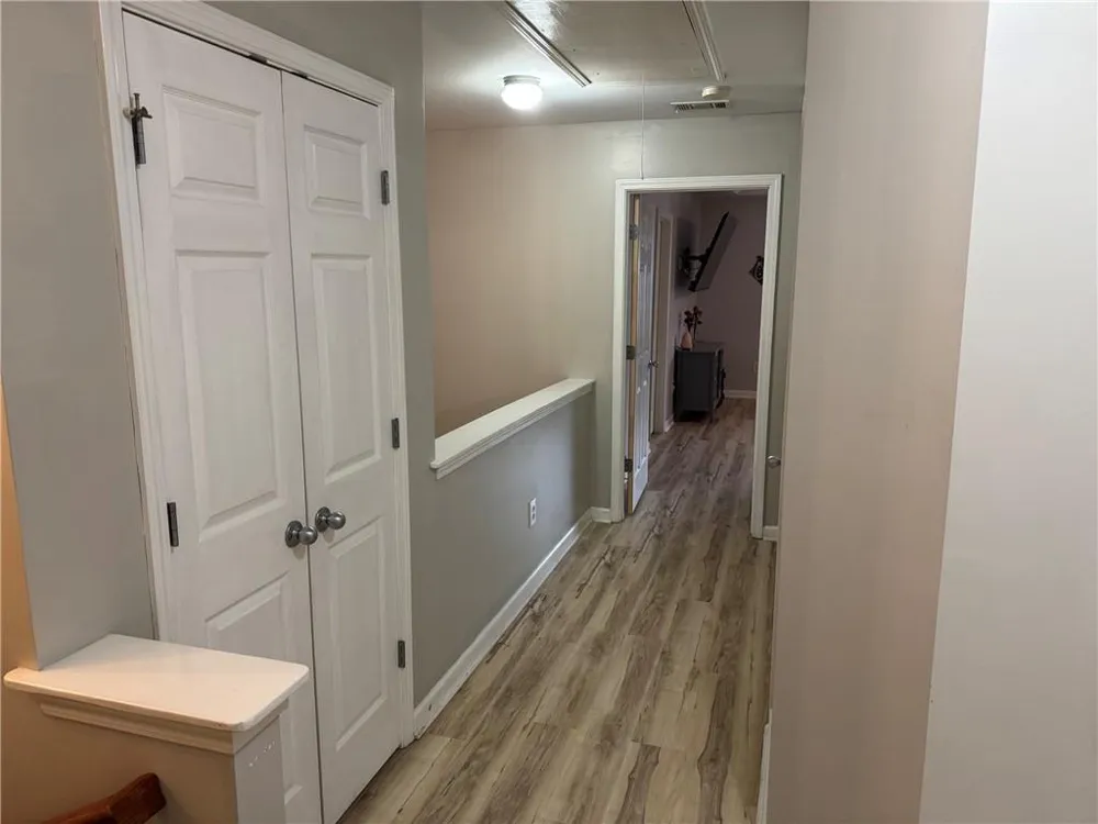 143 Sunset Lane Woodstock, GA 30189