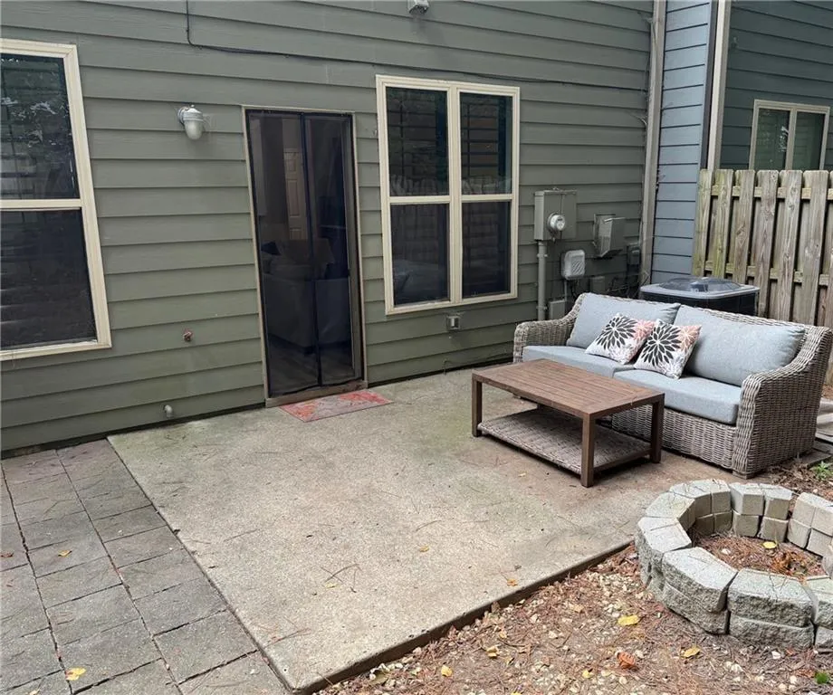 143 Sunset Lane Woodstock, GA 30189