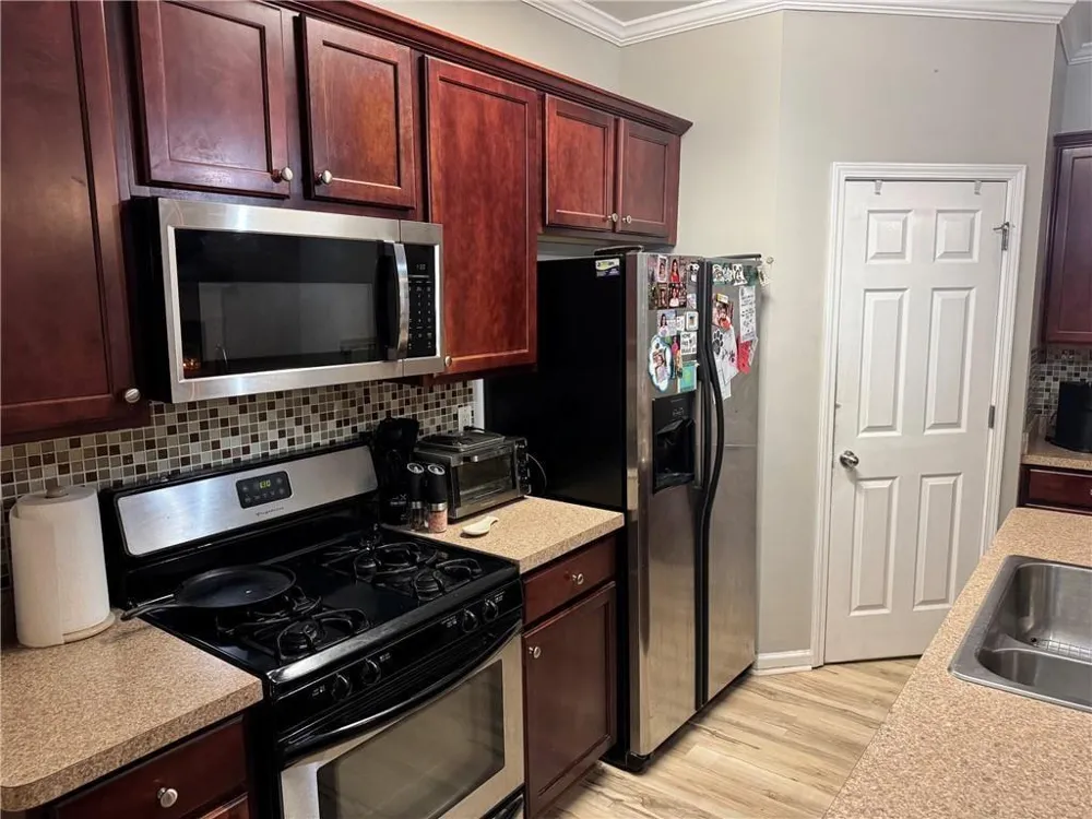 143 Sunset Lane Woodstock, GA 30189