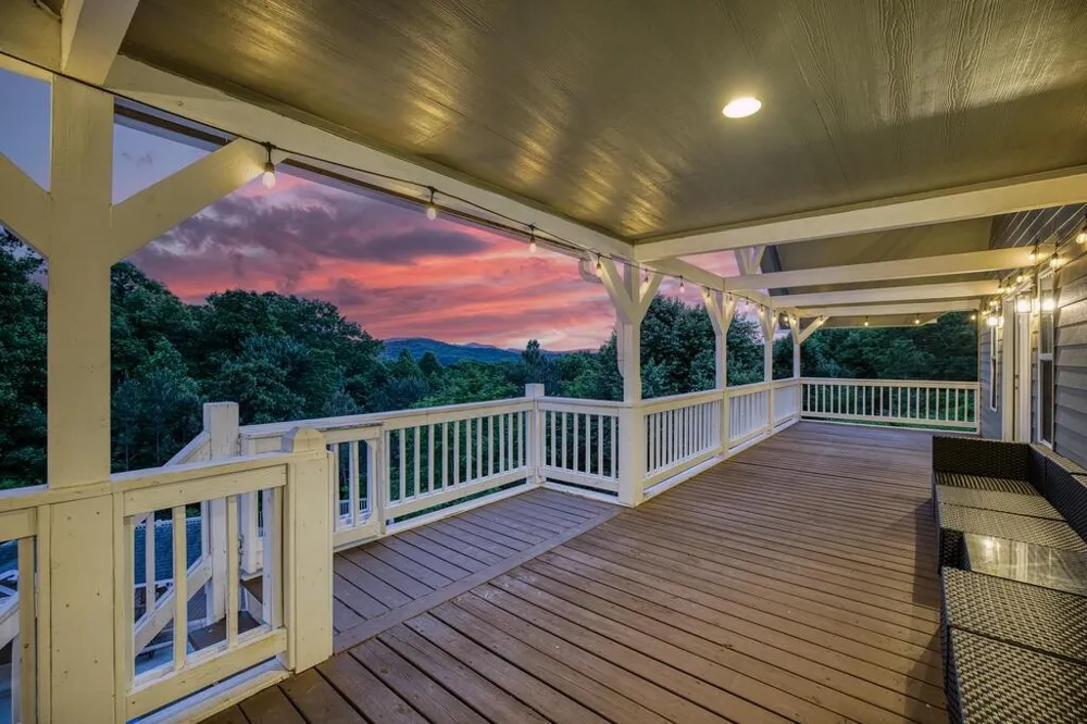132 Oak Ridge Way Morganton, GA 30560