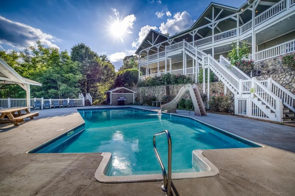 132 Oak Ridge Way Morganton, GA 30560