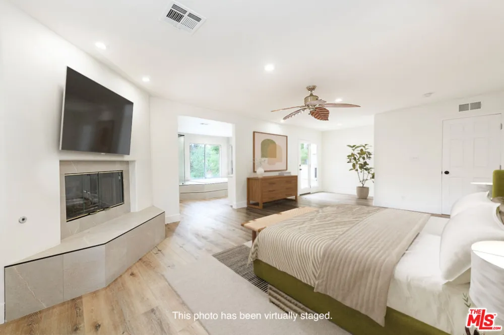 26038 Trana Circle Calabasas, CA 91302