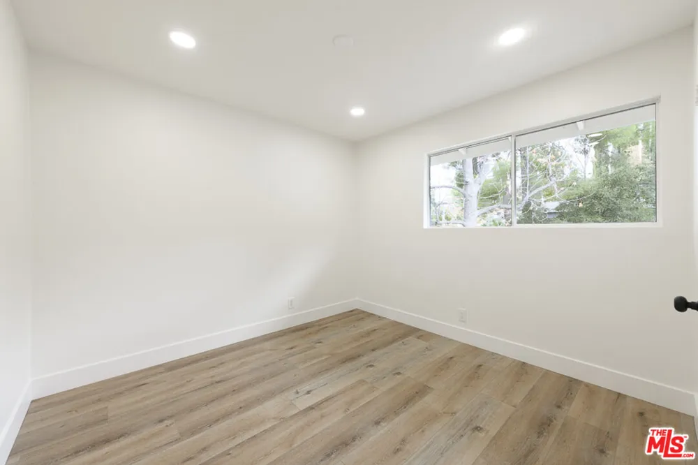 26038 Trana Circle Calabasas, CA 91302
