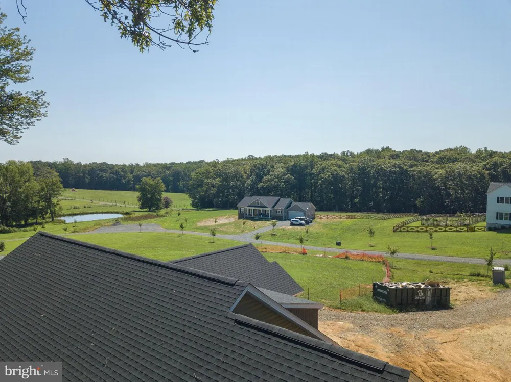 8005 SHERBEYN ROAD Bealeton, VA 22712