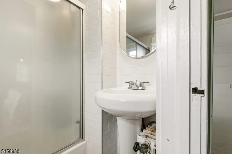 56 Mount Airy Rd Bernardsville, NJ 07924