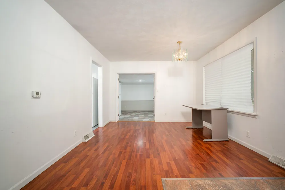 6445 Sommerset Road Lansing, MI 48911