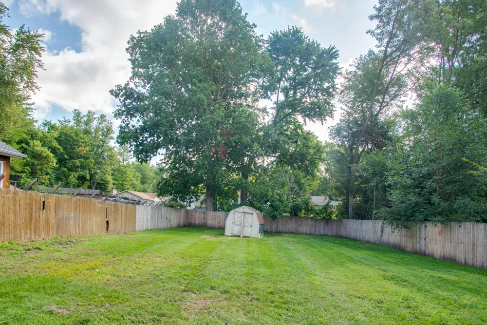 6445 Sommerset Road Lansing, MI 48911