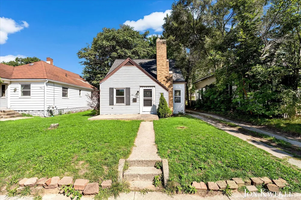 903 Griggs Street SE Grand Rapids, MI 49507